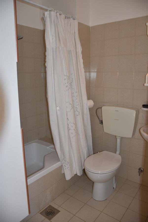 APP Rojko Appartement Lovrečica Buitenkant foto